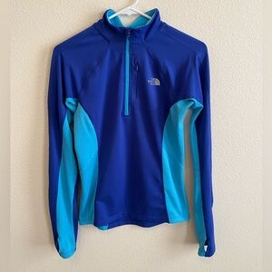 The North Face women’s blue/turquoise quarter zip long sleeve top, size XS.
